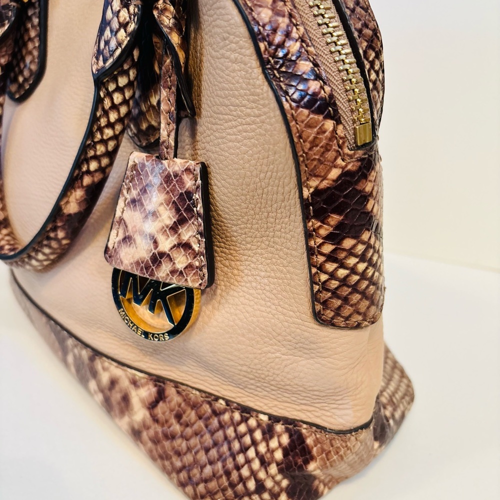 Michael Kors Smythe Blush Pink Beige Snake Leather Satchel - Picture 7 of 12